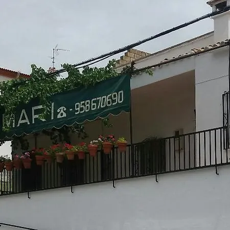 Mari بيت ضيافة Graena